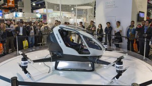 Ehang 184, quadcopter yang mampu membawa satu penumpang manusia diluncurkan dalam Consumer Electronics Show (CES), di Las Vegas, Amerika Serikat, 6 Januari 2016.